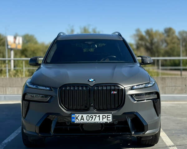 Серый БМВ X7, объемом двигателя 4.39 л и пробегом 34 тыс. км за 139900 $, фото 1 на Automoto.ua