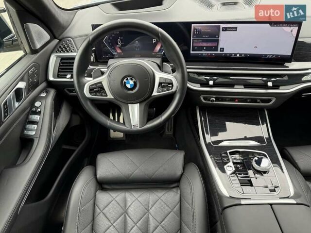 Серый БМВ X7, объемом двигателя 3 л и пробегом 16 тыс. км за 112800 $, фото 44 на Automoto.ua