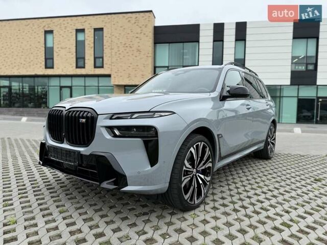 Серый БМВ X7, объемом двигателя 3 л и пробегом 16 тыс. км за 108800 $, фото 1 на Automoto.ua
