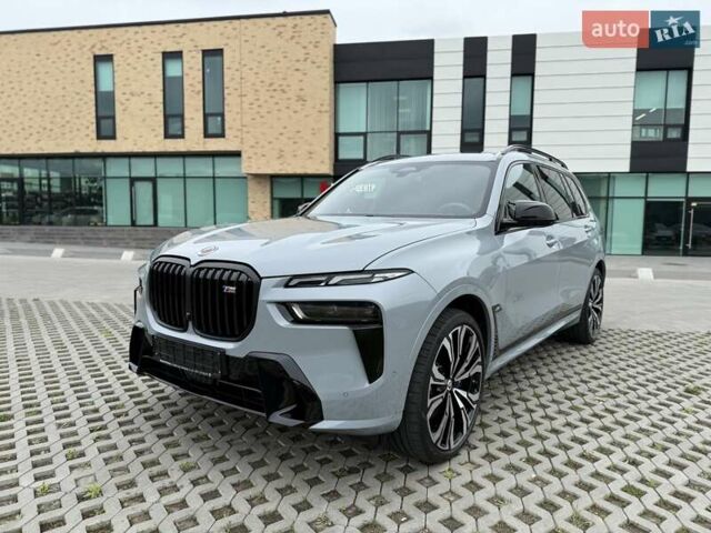 Серый БМВ X7, объемом двигателя 3 л и пробегом 16 тыс. км за 112800 $, фото 1 на Automoto.ua
