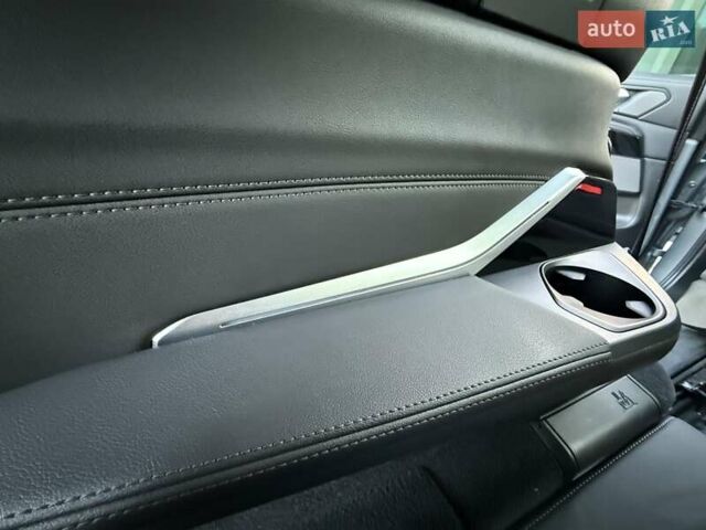 Серый БМВ X7, объемом двигателя 2.99 л и пробегом 99 тыс. км за 110900 $, фото 99 на Automoto.ua