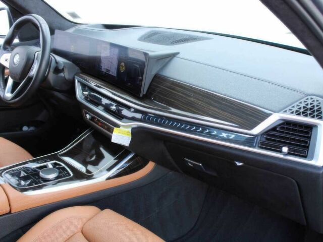 Серый БМВ X7, объемом двигателя 3 л и пробегом 21 тыс. км за 46200 $, фото 12 на Automoto.ua