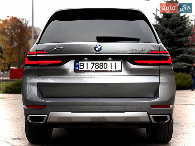 Серый БМВ X7, объемом двигателя 3 л и пробегом 63 тыс. км за 91000 $, фото 17 на Automoto.ua