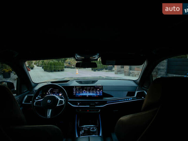Сірий БМВ X7, об'ємом двигуна 3 л та пробігом 98 тис. км за 115000 $, фото 106 на Automoto.ua