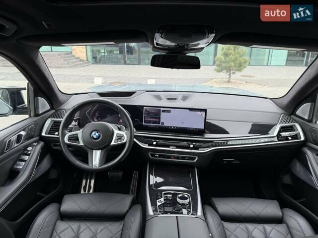 Серый БМВ X7, объемом двигателя 3 л и пробегом 16 тыс. км за 108800 $, фото 36 на Automoto.ua