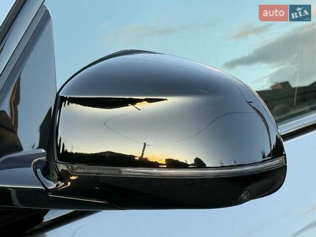 Серый БМВ X7, объемом двигателя 2.99 л и пробегом 99 тыс. км за 110900 $, фото 16 на Automoto.ua