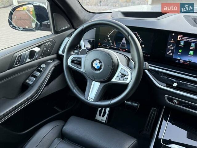 Серый БМВ X7, объемом двигателя 2.99 л и пробегом 99 тыс. км за 110900 $, фото 114 на Automoto.ua