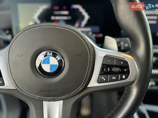 Серый БМВ X7, объемом двигателя 2.99 л и пробегом 86 тыс. км за 119000 $, фото 51 на Automoto.ua