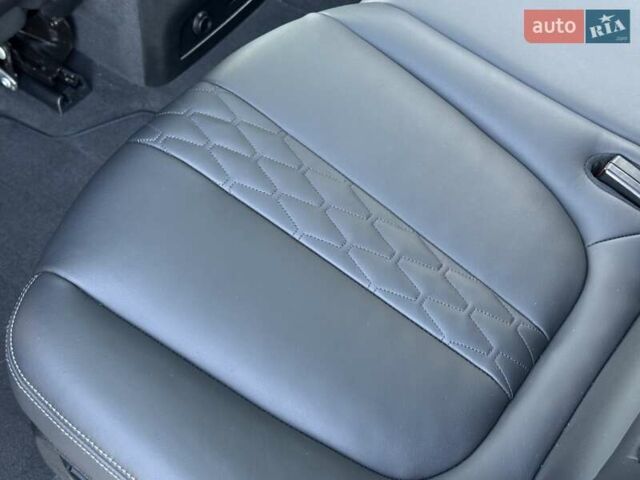 Серый БМВ X7, объемом двигателя 2.99 л и пробегом 99 тыс. км за 110900 $, фото 50 на Automoto.ua