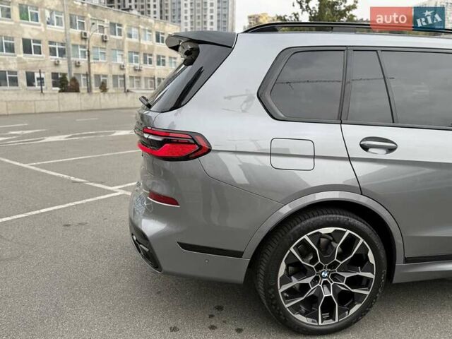 Серый БМВ X7, объемом двигателя 3 л и пробегом 26 тыс. км за 119000 $, фото 8 на Automoto.ua
