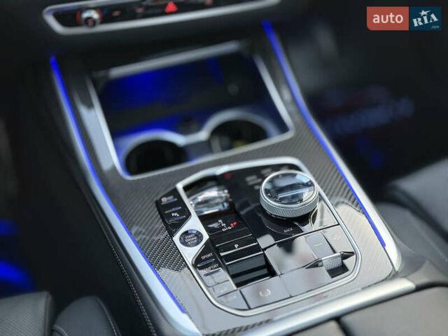 Серый БМВ X7, объемом двигателя 4.4 л и пробегом 9 тыс. км за 115000 $, фото 16 на Automoto.ua