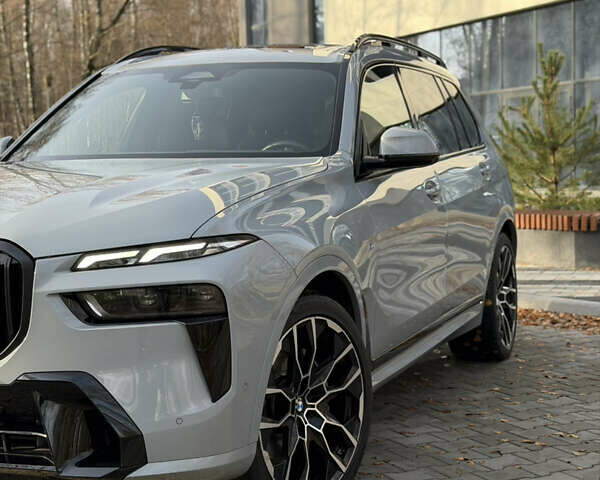 Серый БМВ X7, объемом двигателя 2.99 л и пробегом 82 тыс. км за 119000 $, фото 9 на Automoto.ua