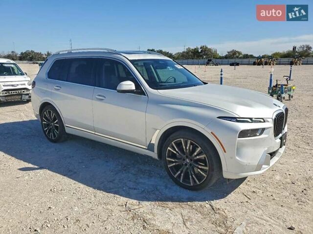 Серый БМВ X7, объемом двигателя 3 л и пробегом 23 тыс. км за 35000 $, фото 3 на Automoto.ua