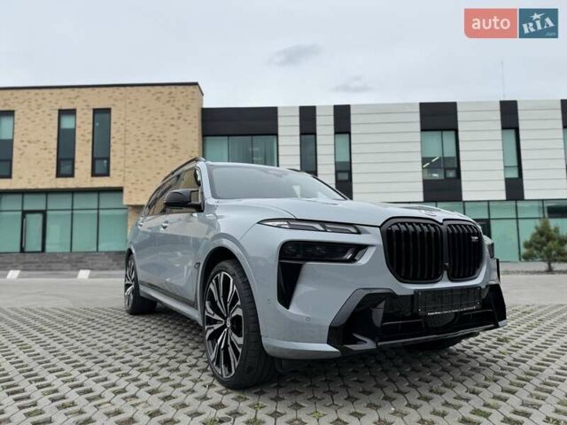 Серый БМВ X7, объемом двигателя 3 л и пробегом 16 тыс. км за 108800 $, фото 4 на Automoto.ua