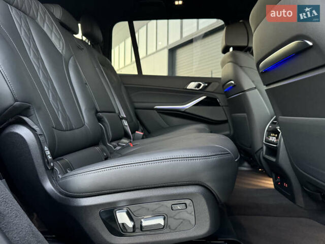 Серый БМВ X7, объемом двигателя 2.99 л и пробегом 86 тыс. км за 119000 $, фото 42 на Automoto.ua
