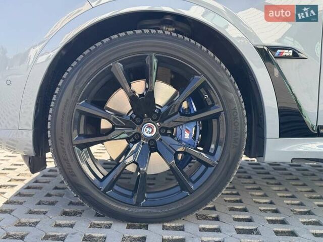 Серый БМВ X7, объемом двигателя 3 л и пробегом 16 тыс. км за 112800 $, фото 33 на Automoto.ua
