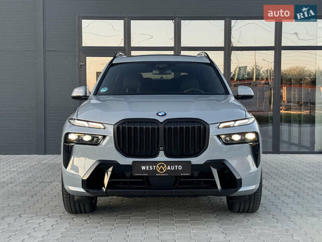 Серый БМВ X7, объемом двигателя 2.99 л и пробегом 86 тыс. км за 119000 $, фото 1 на Automoto.ua