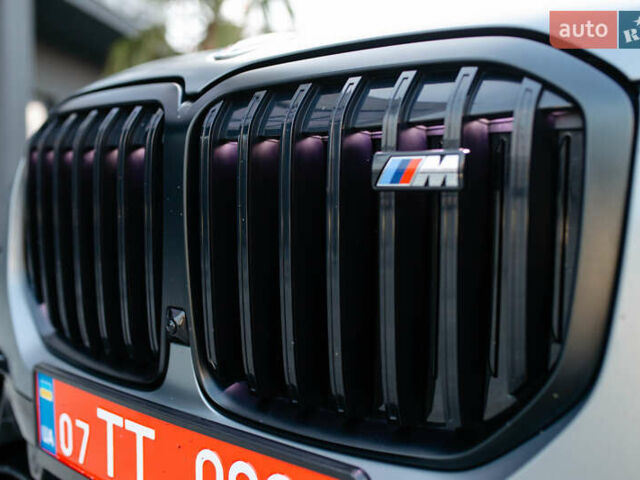 Сірий БМВ X7, об'ємом двигуна 3 л та пробігом 98 тис. км за 115000 $, фото 150 на Automoto.ua