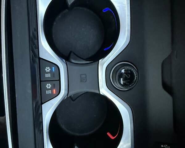 Серый БМВ X7, объемом двигателя 2.99 л и пробегом 99 тыс. км за 110900 $, фото 179 на Automoto.ua