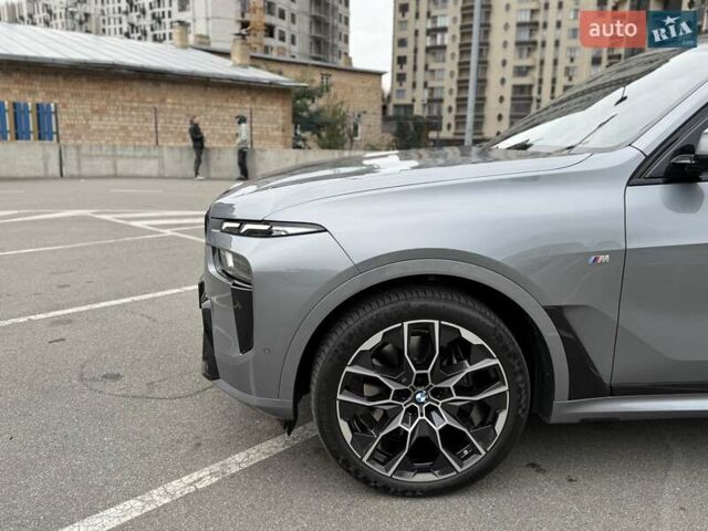 Серый БМВ X7, объемом двигателя 3 л и пробегом 26 тыс. км за 119000 $, фото 14 на Automoto.ua