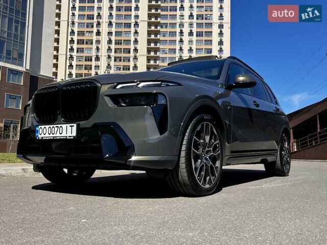 Серый БМВ X7, объемом двигателя 3 л и пробегом 18 тыс. км за 161999 $, фото 58 на Automoto.ua