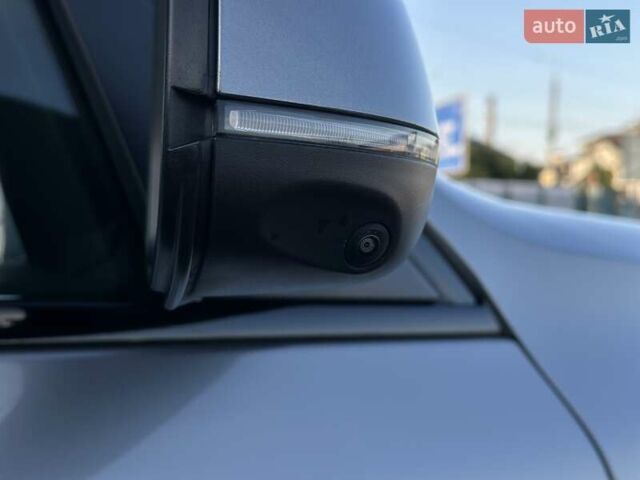 Серый БМВ X7, объемом двигателя 3 л и пробегом 39 тыс. км за 105000 $, фото 12 на Automoto.ua