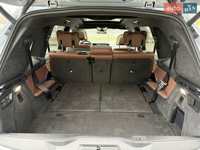 Серый БМВ X7, объемом двигателя 2.99 л и пробегом 57 тыс. км за 114000 $, фото 28 на Automoto.ua