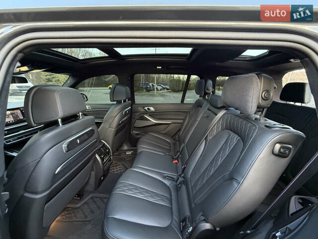 Серый БМВ X7, объемом двигателя 2.99 л и пробегом 51 тыс. км за 128000 $, фото 42 на Automoto.ua