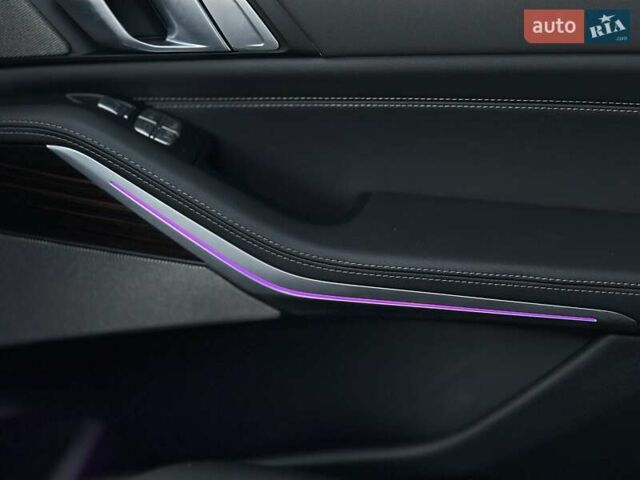 Серый БМВ X7, объемом двигателя 3 л и пробегом 39 тыс. км за 105000 $, фото 31 на Automoto.ua