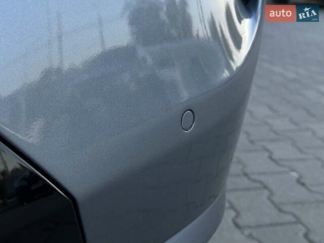 Серый БМВ X7, объемом двигателя 3 л и пробегом 39 тыс. км за 105000 $, фото 8 на Automoto.ua