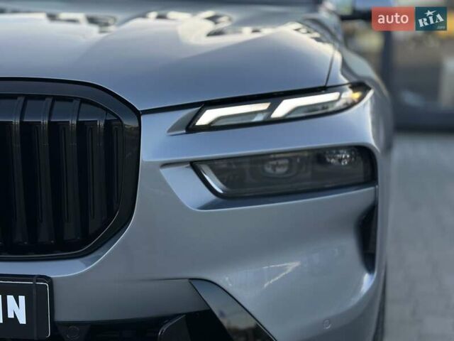 Серый БМВ X7, объемом двигателя 3 л и пробегом 39 тыс. км за 105000 $, фото 6 на Automoto.ua