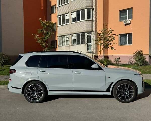 Серый БМВ X7, объемом двигателя 2.99 л и пробегом 8 тыс. км за 137000 $, фото 9 на Automoto.ua