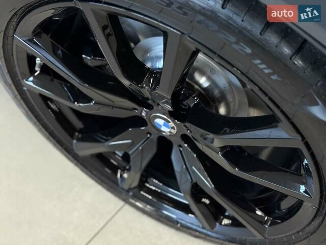 Серый БМВ X7, объемом двигателя 4.39 л и пробегом 1 тыс. км за 189900 $, фото 33 на Automoto.ua