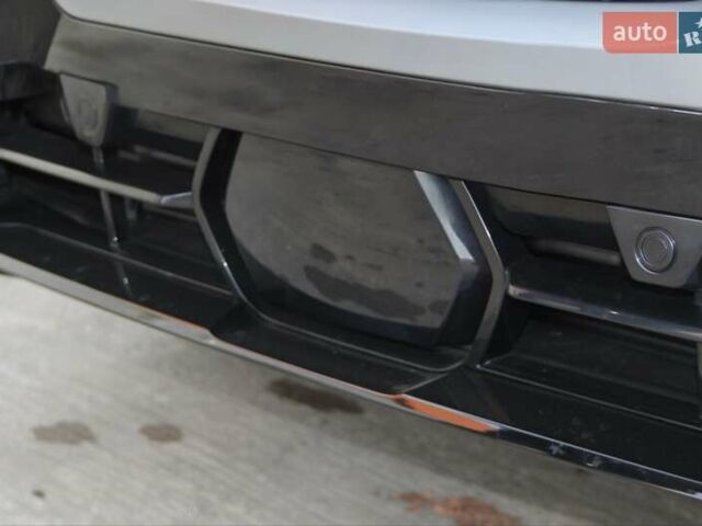 Серый БМВ X7, объемом двигателя 4.39 л и пробегом 3 тыс. км за 185000 $, фото 8 на Automoto.ua