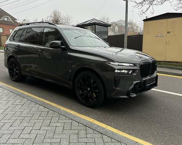 Сірий БМВ X7, об'ємом двигуна 4.39 л та пробігом 11 тис. км за 169500 $, фото 7 на Automoto.ua