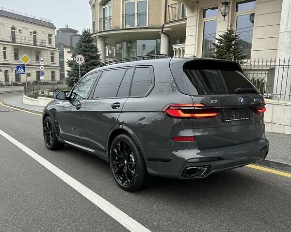 Сірий БМВ X7, об'ємом двигуна 4.39 л та пробігом 11 тис. км за 169500 $, фото 9 на Automoto.ua