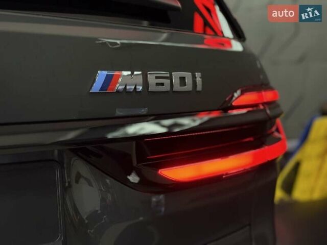 Серый БМВ X7, объемом двигателя 4.39 л и пробегом 1 тыс. км за 189900 $, фото 28 на Automoto.ua