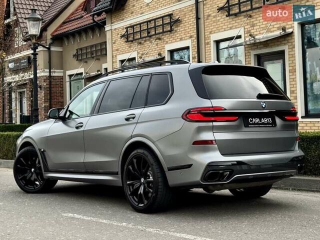 Серый БМВ X7, объемом двигателя 4.39 л и пробегом 7 тыс. км за 195000 $, фото 14 на Automoto.ua