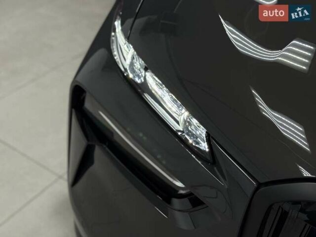 Серый БМВ X7, объемом двигателя 4.39 л и пробегом 1 тыс. км за 189900 $, фото 11 на Automoto.ua