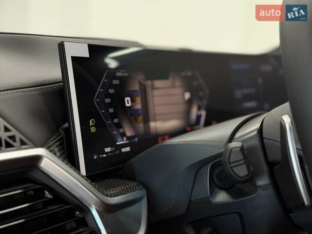 Серый БМВ X7, объемом двигателя 4.39 л и пробегом 1 тыс. км за 189900 $, фото 43 на Automoto.ua