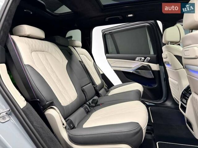 Серый БМВ X7, объемом двигателя 2.99 л и пробегом 1 тыс. км за 174000 $, фото 66 на Automoto.ua