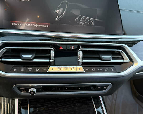 Синий БМВ X7, объемом двигателя 4.39 л и пробегом 78 тыс. км за 69900 $, фото 38 на Automoto.ua