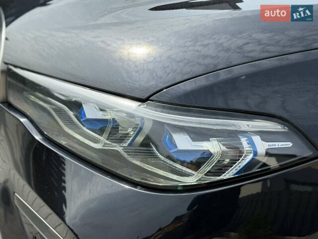 Синий БМВ X7, объемом двигателя 2.99 л и пробегом 186 тыс. км за 63900 $, фото 9 на Automoto.ua