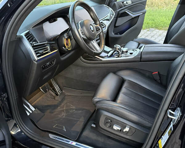 Синий БМВ X7, объемом двигателя 4.39 л и пробегом 78 тыс. км за 69900 $, фото 48 на Automoto.ua