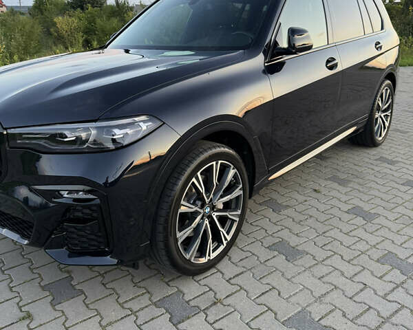 Синий БМВ X7, объемом двигателя 4.39 л и пробегом 78 тыс. км за 69900 $, фото 2 на Automoto.ua