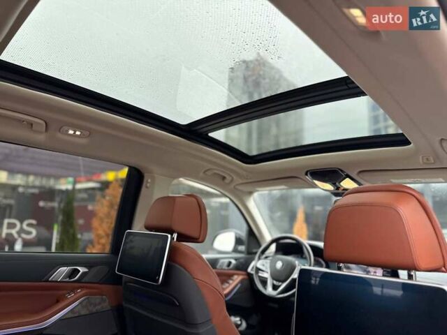 Синий БМВ X7, объемом двигателя 3 л и пробегом 61 тыс. км за 59000 $, фото 49 на Automoto.ua