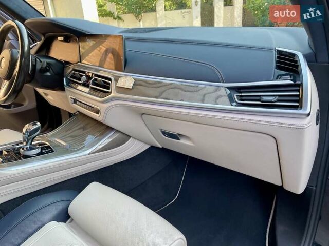 Синій БМВ X7, об'ємом двигуна 2.99 л та пробігом 106 тис. км за 73900 $, фото 34 на Automoto.ua