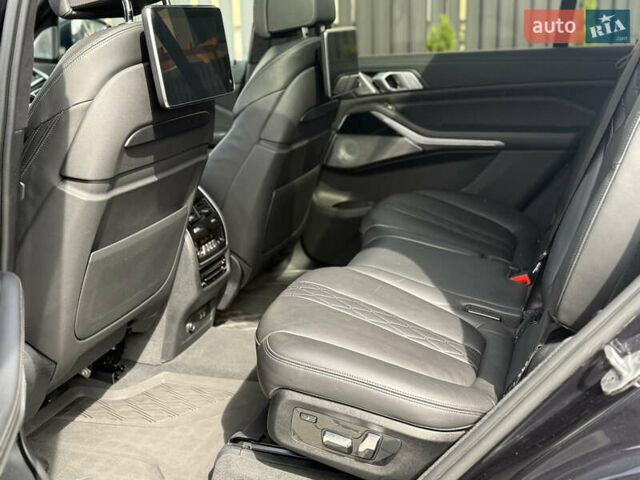 Синий БМВ X7, объемом двигателя 2.99 л и пробегом 186 тыс. км за 63900 $, фото 37 на Automoto.ua