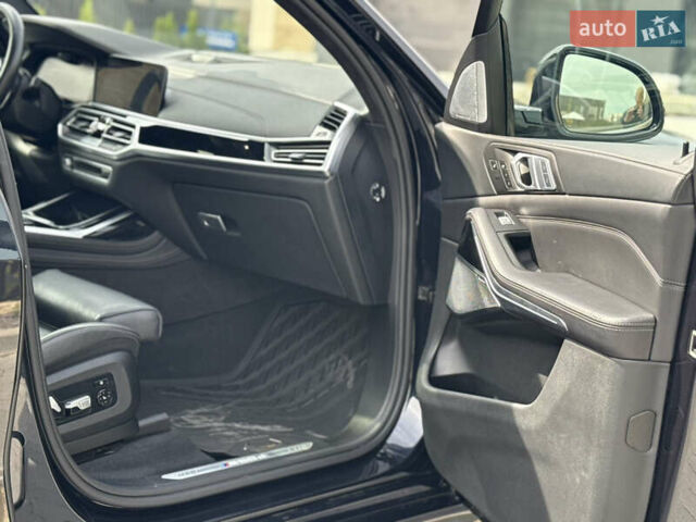 Синий БМВ X7, объемом двигателя 2.99 л и пробегом 186 тыс. км за 63900 $, фото 58 на Automoto.ua