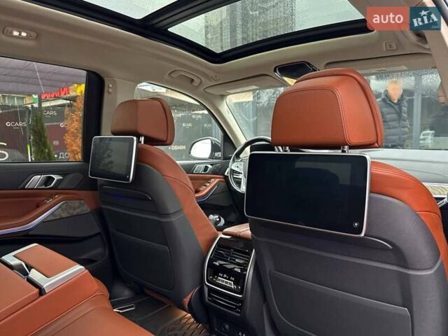 Синий БМВ X7, объемом двигателя 3 л и пробегом 61 тыс. км за 59000 $, фото 51 на Automoto.ua